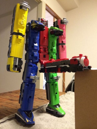 Illustration for article titled New Power Rangers Toy Has an Erection